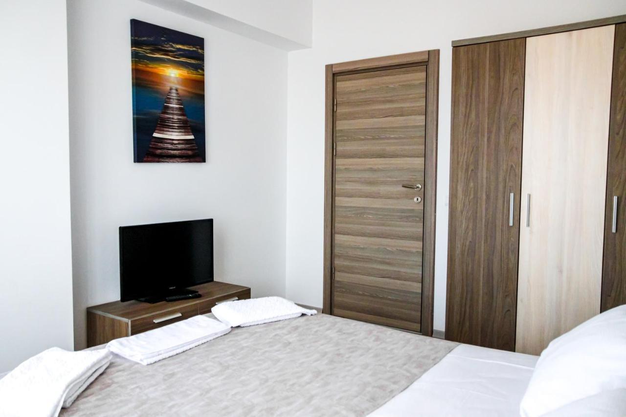 Aqua Vista Nuba - Vedere Top La Mare Si Lac - Apartament 2 Camere Summerland - Mamaia Мамая Экстерьер фото